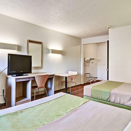 Economy Inn Pittsburgh Airport Moon Township 외부 사진