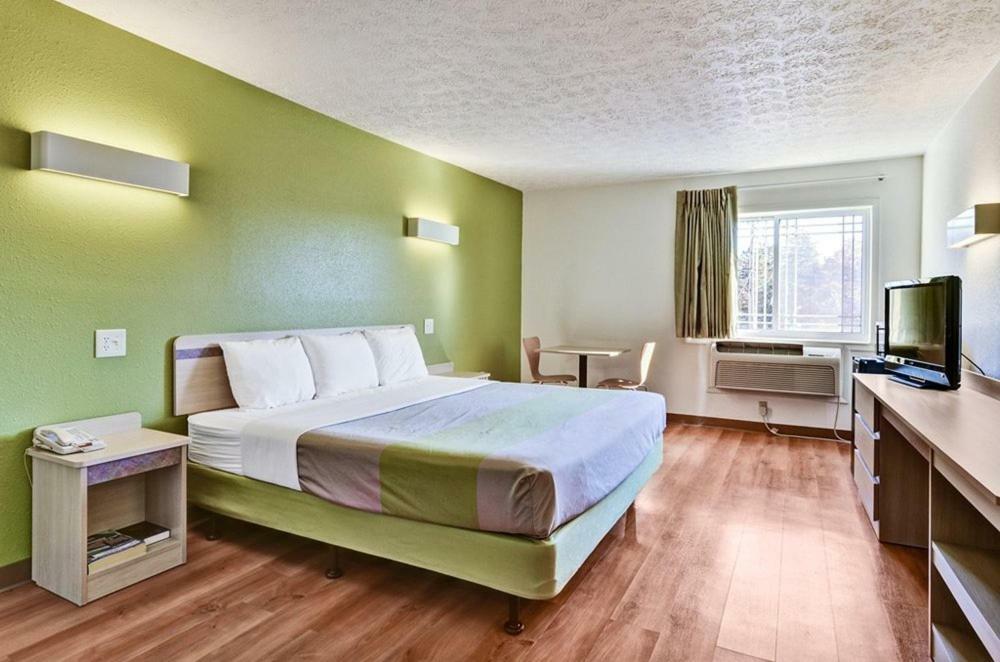 Economy Inn Pittsburgh Airport Moon Township 외부 사진