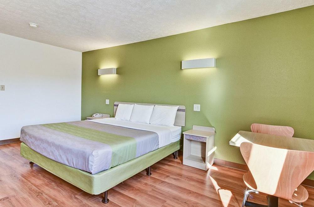 Economy Inn Pittsburgh Airport Moon Township 외부 사진