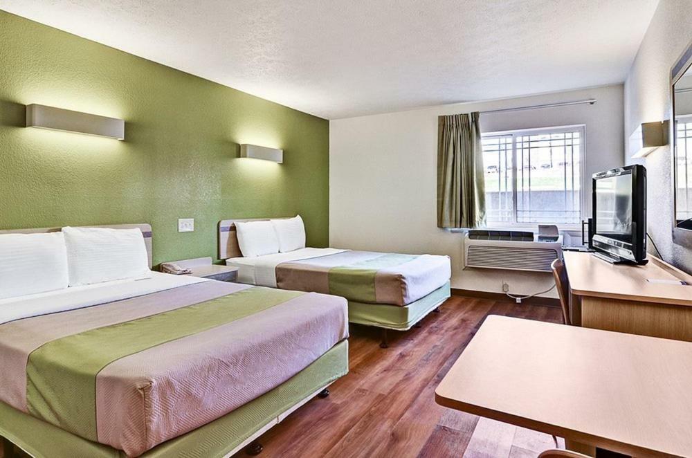 Economy Inn Pittsburgh Airport Moon Township 외부 사진